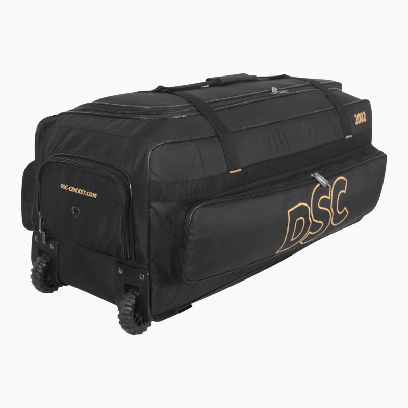 DSC 2002 WHEELIE  KIT BAG